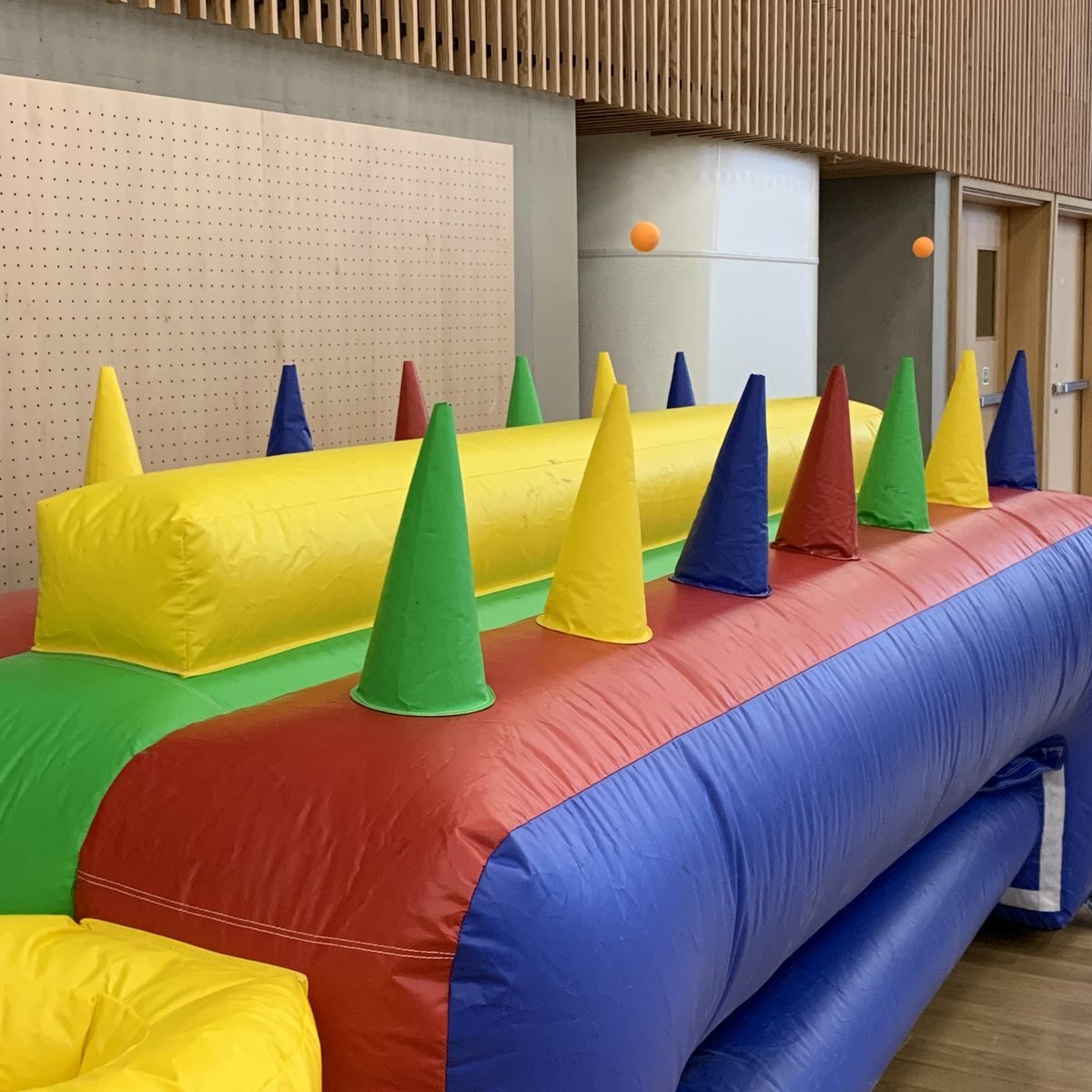 Jeu gonflable Air Ball – location Animakids Luxembourg – vue 2