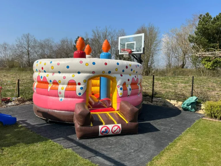 Birthday Cake à louer – Animakids Luxembourg (photo 2)