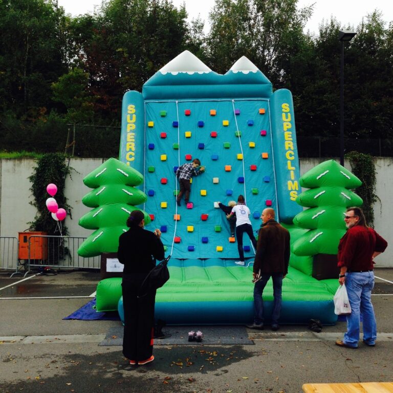 Mur d'Escalade à louer – Animakids Luxembourg (photo 2)