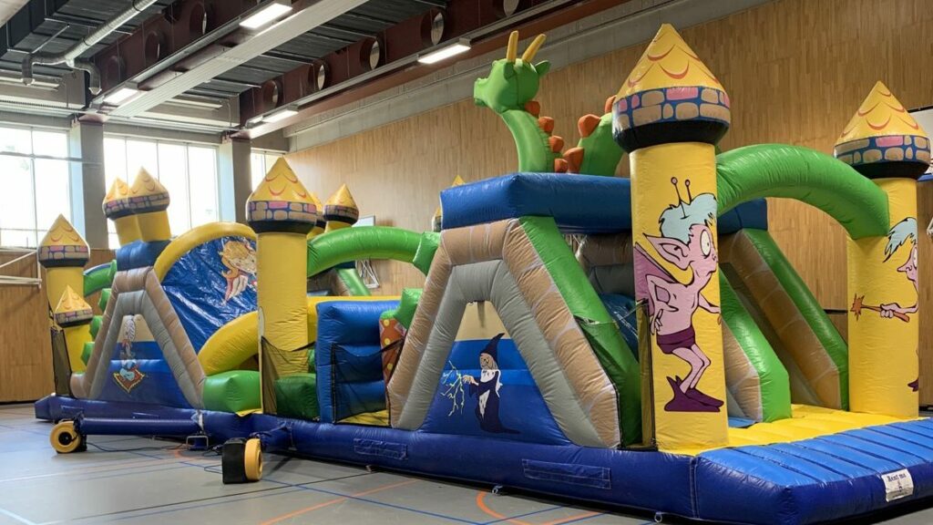 Château gonflable parcours hanté Halloween – Animakids